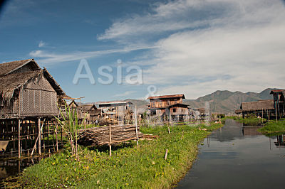 Dorf auf Stelzen Inle See Myanmar