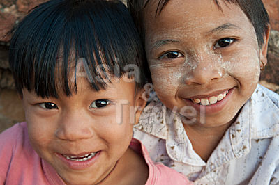 Kinder Bagan Myanmar