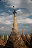 Alte Shan Pagoden in Indein Inle See Myanmar