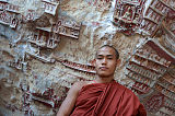 Buddhistischer Mönch Kawt Gon Höhlenkloster Hpa An Myanmar